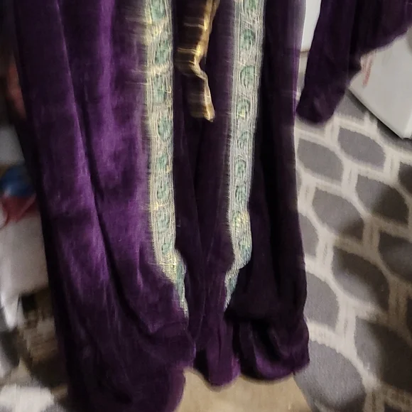 Costume Dress - Picture 2 of 7